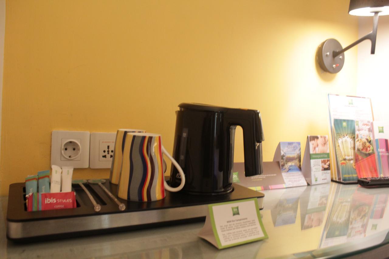 Ibis Styles Jakarta Mangga Dua Square Jacarta Exterior foto